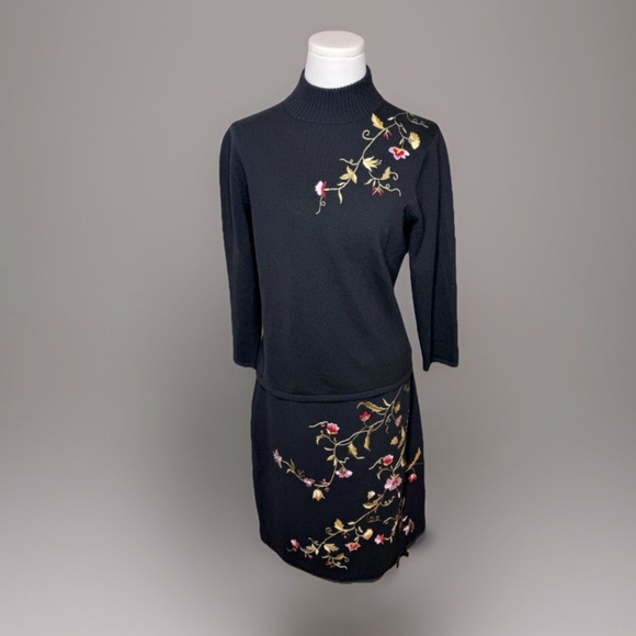 Rickie Freeman for Teri Jon black embroidered wool lined skirt & sweater set. - Picture 1 of 9